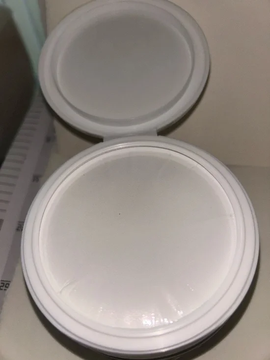 PINK Bikini Scrub Polishing Body Scrub - White Jar 8 oz sealed - Picture 9 of 9